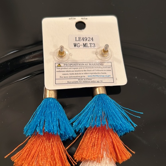 j m brand earrings!  Tiered Tassles!  NWT! - Picture 6 of 6